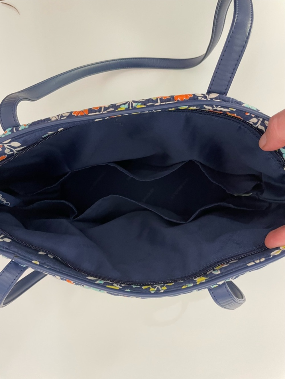 Vera Bradley Navy Chandelier Floral Quilted Shoulder Tote Bag Travel - Picture 6 of 11